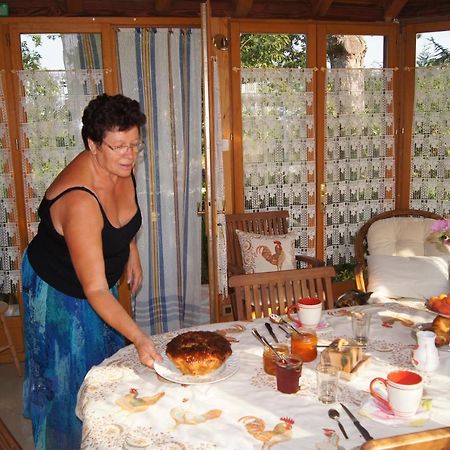 Aux Deux Colombes Bed & Breakfast Padirac Exterior photo